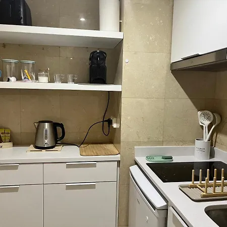 Precioso Y Tranquilo Zona Alta Diagonal Apartment Barcelona