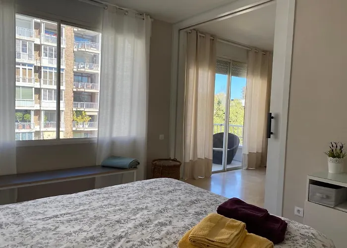 Precioso Y Tranquilo Zona Alta Diagonal * Barcelona